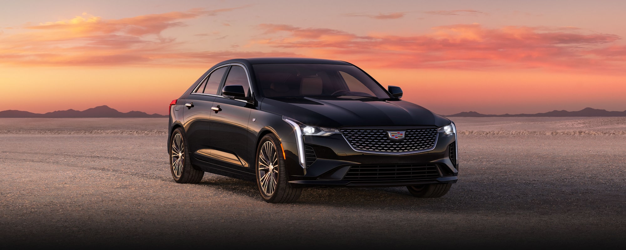 2025 Cadillac CT4 | Compare Features | Cadillac Canada