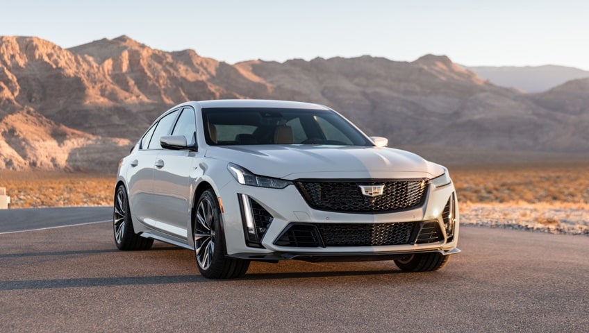 2022 CT4-V Blackwing | Compact Sport Sedan | Cadillac Canada