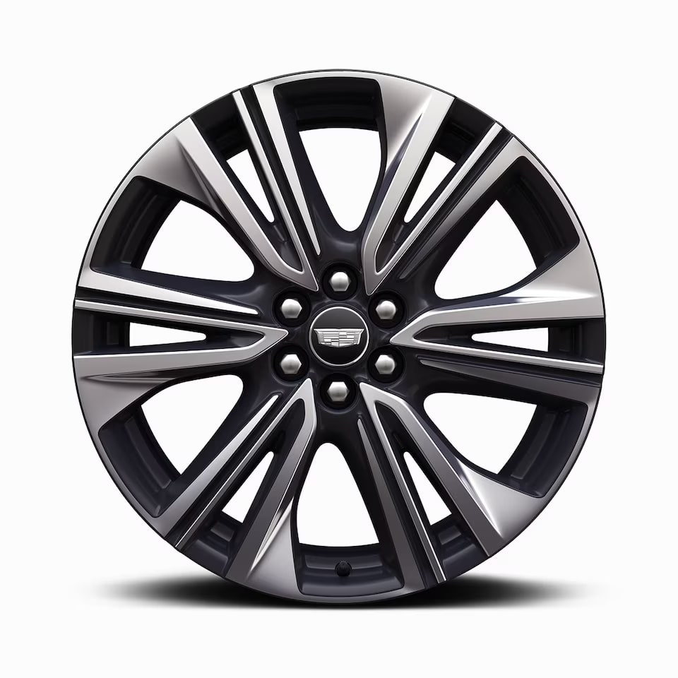 2025 OPTIQ electric SUV luxury wheel.